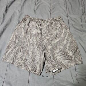 Lululemon Men's Geometric Pace Breaker Shorts Size M Unlined